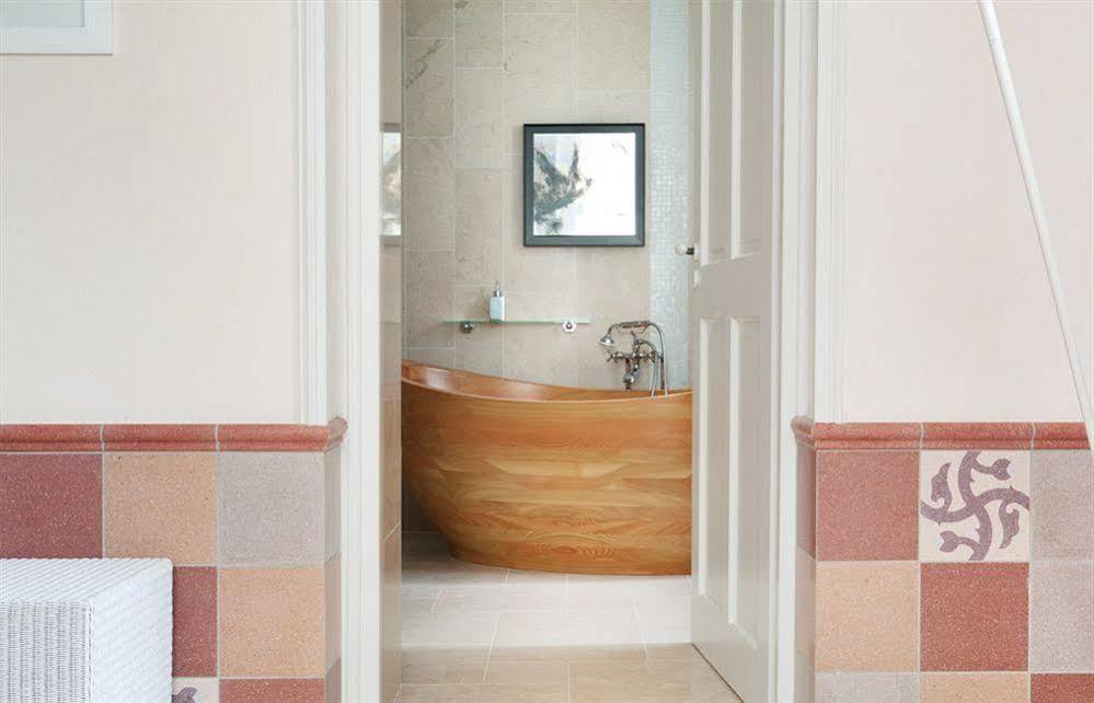 Chambres D'Hotes Eden Ouest La Rochelle  Bagian luar foto
